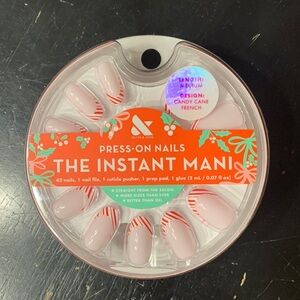 Olive & June press-on nails the instant mani 42 nails candy cane French tips